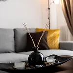 Stepup Apartment, Downtown Bucharest, Center, Balcony View Lägenhet *