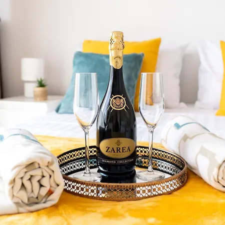 Stepup Apartment, Downtown Bucharest, Center, Balcony View *