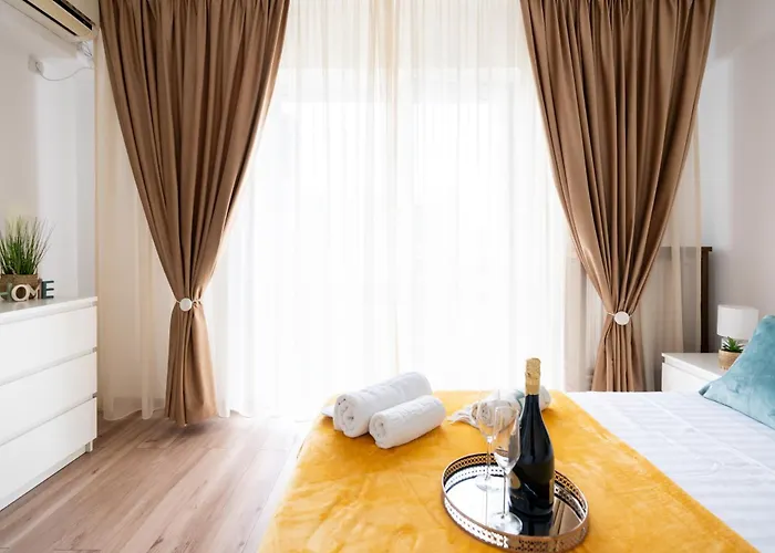 Stepup Apartment, Downtown Bucharest, Center, Balcony View Apartament *