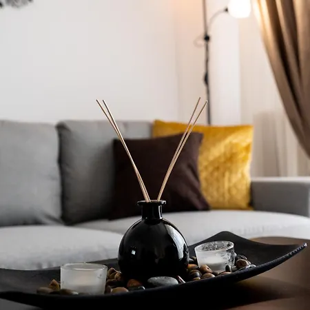 Stepup Apartment, Downtown Bucharest, Center, Balcony View Appartamento *