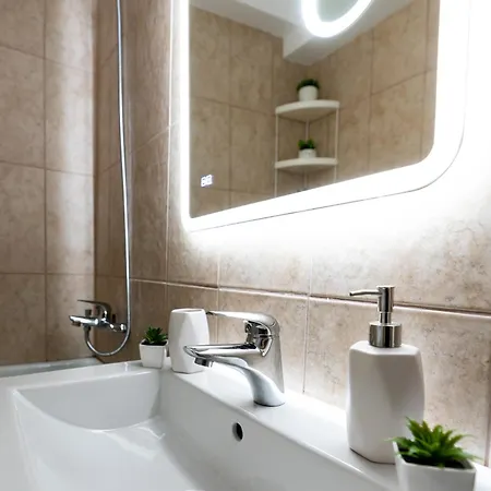 Stepup Apartment, Downtown Bucharest, Center, Balcony View Apartment